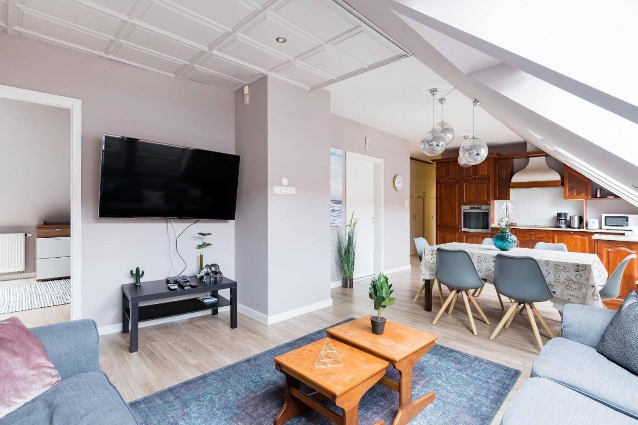 Sunny And Central Penthouse With Private Garage Budapest Eksteriør bilde