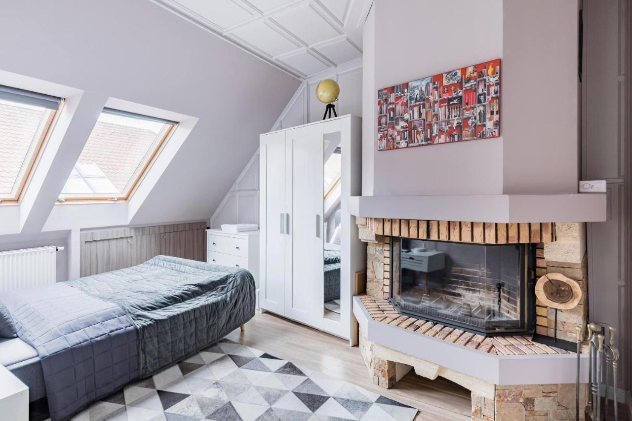 Sunny And Central Penthouse With Private Garage Budapest Eksteriør bilde