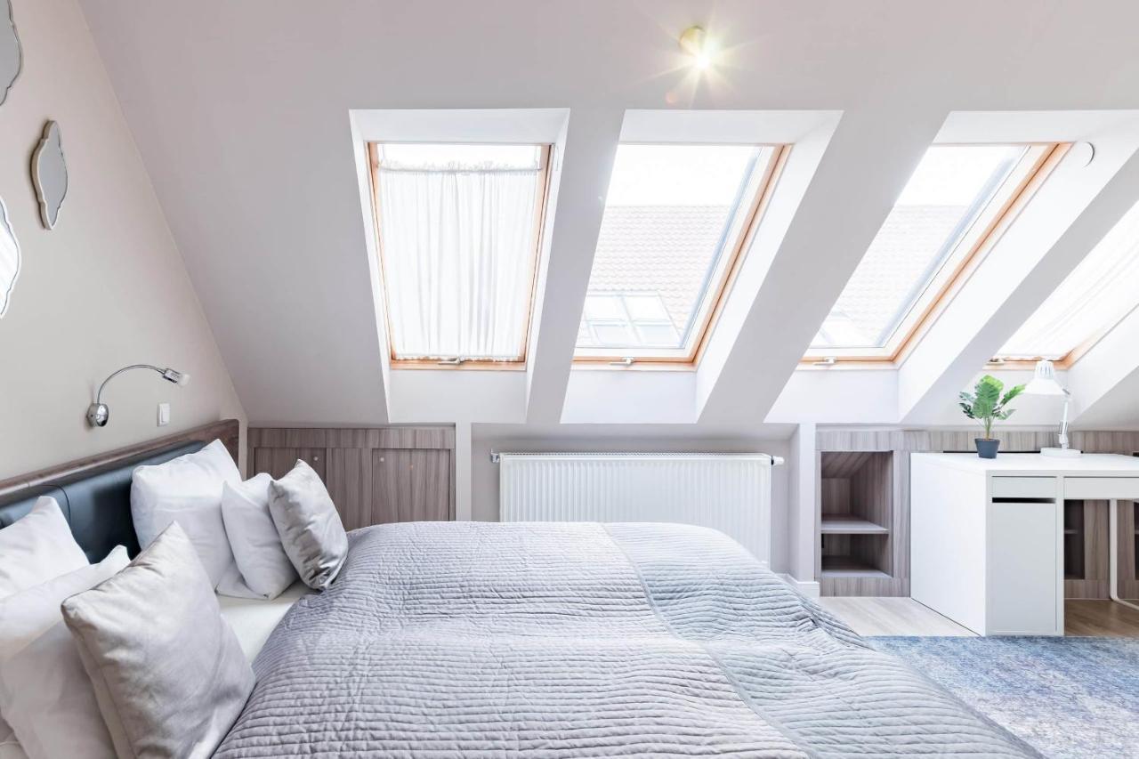 Sunny And Central Penthouse With Private Garage Budapest Eksteriør bilde