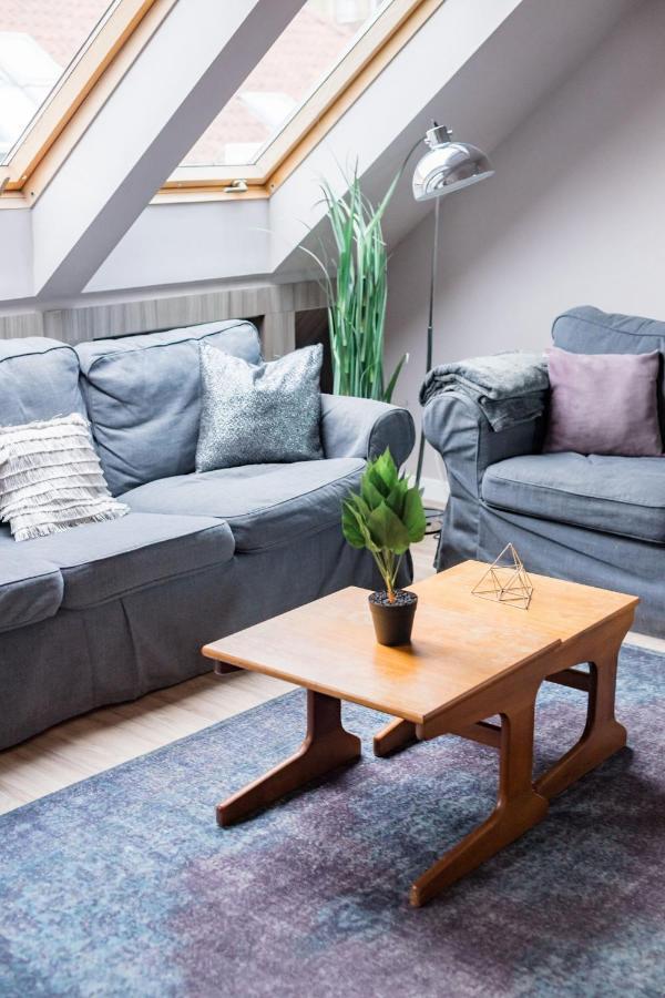 Sunny And Central Penthouse With Private Garage Budapest Eksteriør bilde