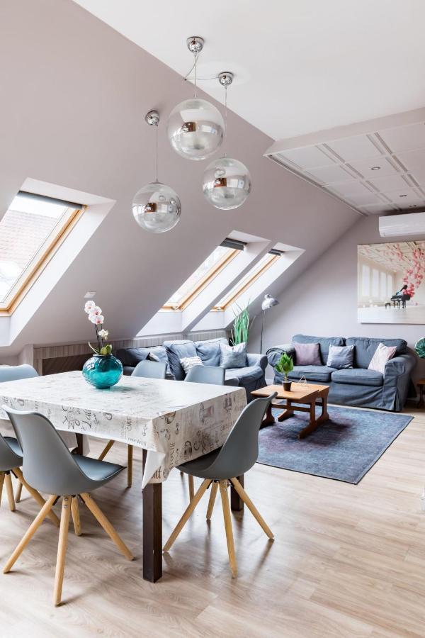 Sunny And Central Penthouse With Private Garage Budapest Eksteriør bilde
