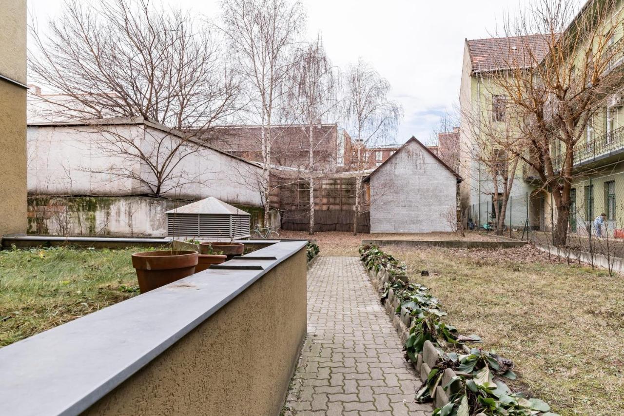 Sunny And Central Penthouse With Private Garage Budapest Eksteriør bilde