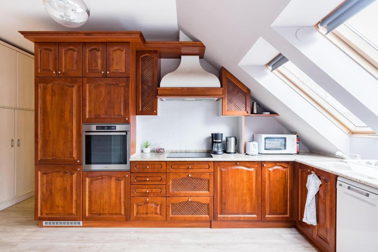 Sunny And Central Penthouse With Private Garage Budapest Eksteriør bilde