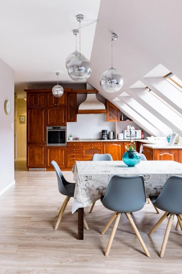 Sunny And Central Penthouse With Private Garage Budapest Eksteriør bilde